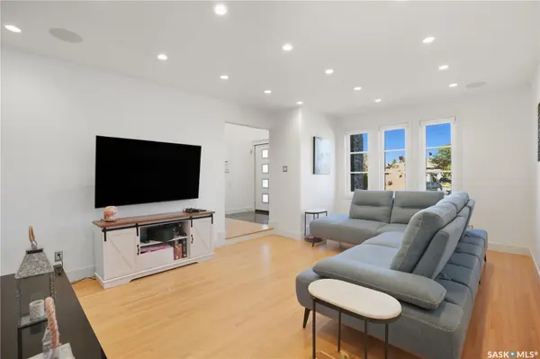 Regina, SK S4S 6R2,34 Leslie PLACE