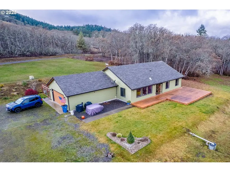 1070 CENTERVILLE HWY, Lyle, WA 98635