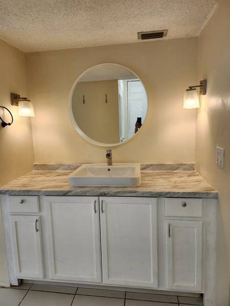 3660 INVERRARY DR #3L, Lauderhill, FL 33319