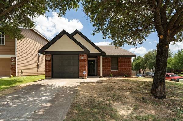 3048 Saint Ursula Drive,  Dallas,  TX 75233
