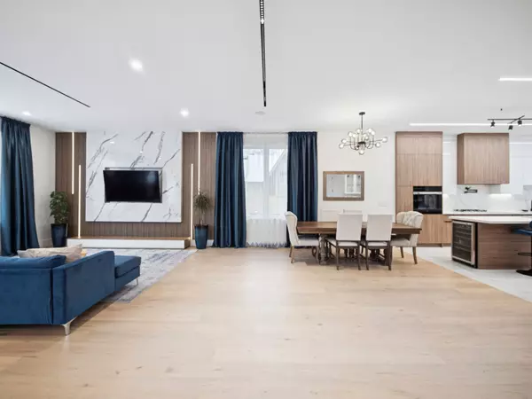 Newmarket, ON L3Y 1L3,582 Gorham ST