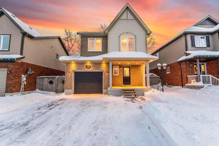 169 Silk DR, Shelburne, ON L9V 3E5