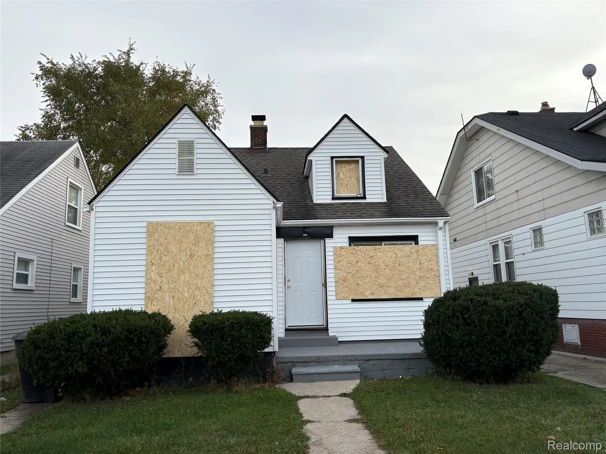 Detroit, MI 48213,14920 longview Longview ST