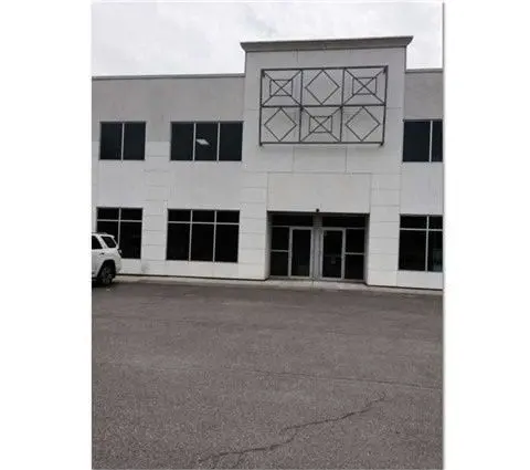 Aurora, ON L4G 3V5,145 Industrial Pkwy S #4