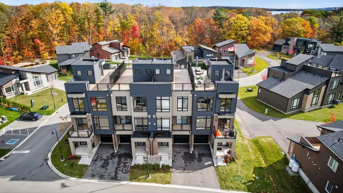 Georgian Bay, ON L0K 1S0,123 Marina Village DR