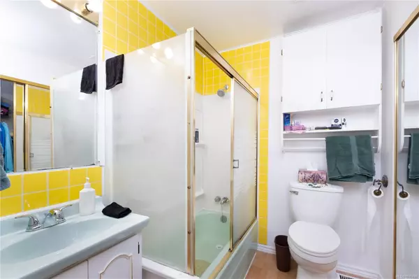 Campbell River, BC V9W 2W8,549 Colwyn St