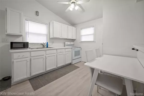 Commerce Twp, MI 48382,3291 Melmoor ST