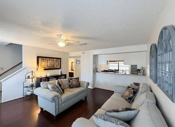 1237 Dallas Drive, Denton, TX 76205