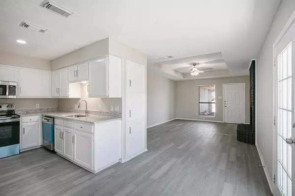 Arlington, TX 76015,2112 Windhurst Drive