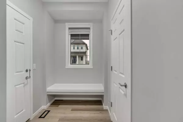 Calgary, AB T3N2N3,124 Cityside CRES NE