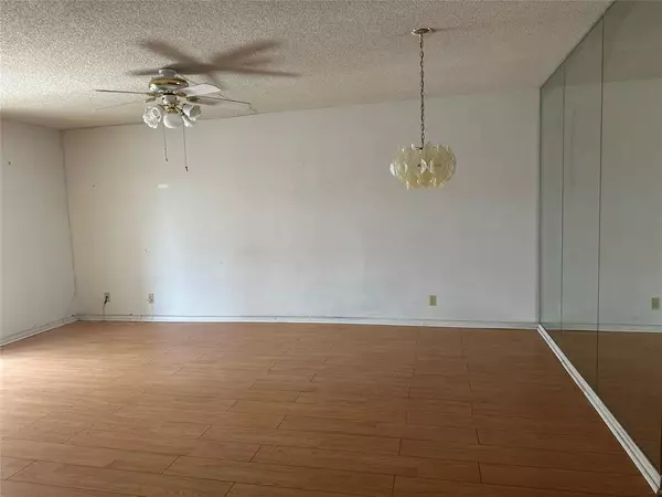 Lauderhill, FL 33313,2061 NW 47th Ter #414