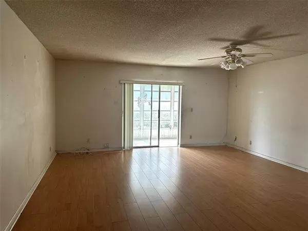 Lauderhill, FL 33313,2061 NW 47th Ter #414