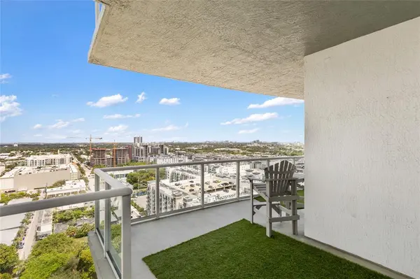 Fort Lauderdale, FL 33301,315 NE 3rd Ave #1808