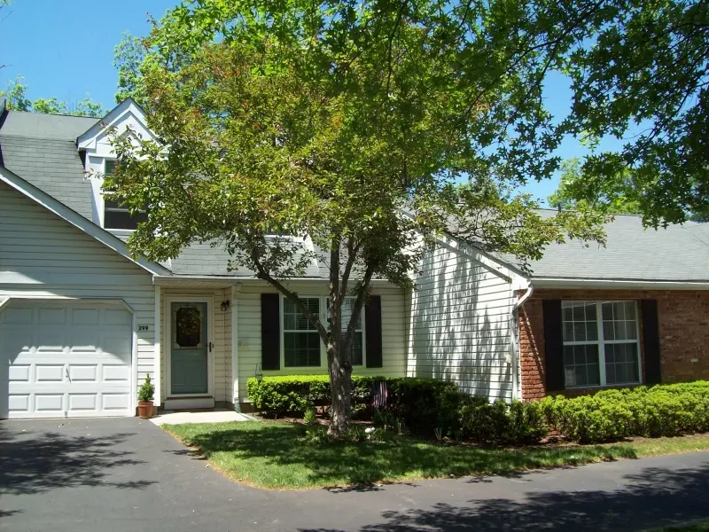 299 Shilling Dr, Franklin Twp., NJ 08873