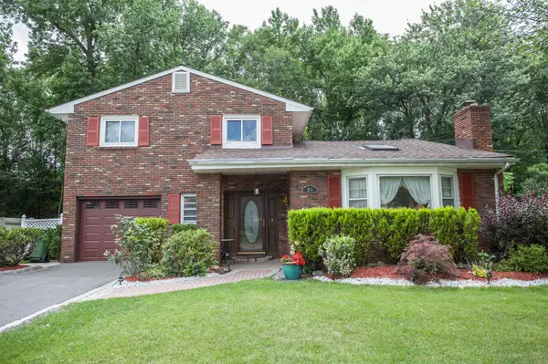 25 Lydia Ln, Edison Twp., NJ 08817