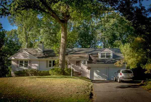 68 Cedar Pl, Wayne Twp., NJ 07470