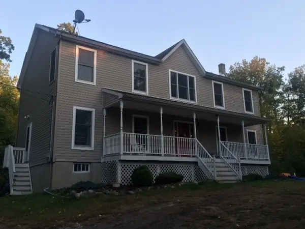 22 Woodland Hills Dr, Vernon Twp., NJ 07462