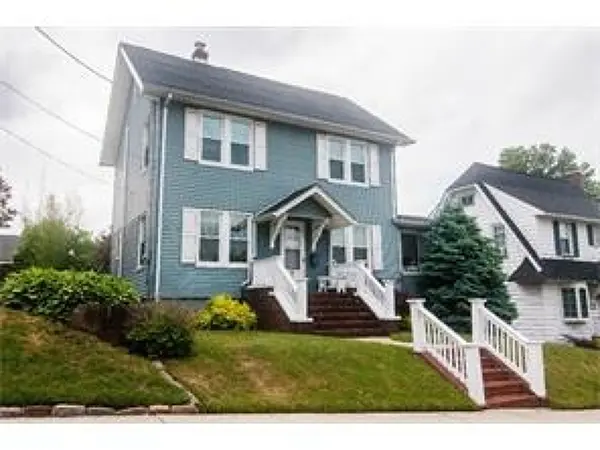 60 Carlton St, Edison Twp., NJ 08837