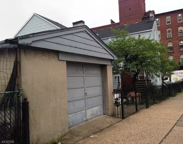 252 Grant Ave, East Newark Boro, NJ 07029