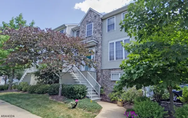 52 ARROWGATE DRIVE #52, Randolph Twp., NJ 07869