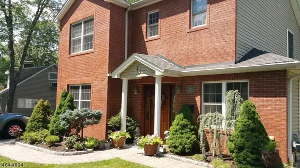 50 Crescent Dr, New Providence Boro, NJ 07974