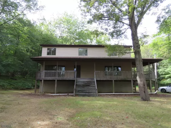 223 Russia Rd, Jefferson Twp., NJ 07438