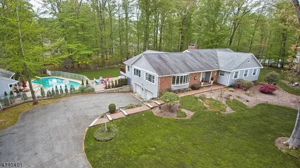46 Glenwood Rd, Upper Saddle River Boro, NJ 07458