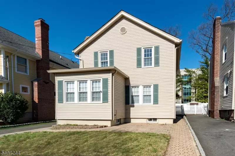 28 Montclair Ave, Nutley Twp., NJ 07110