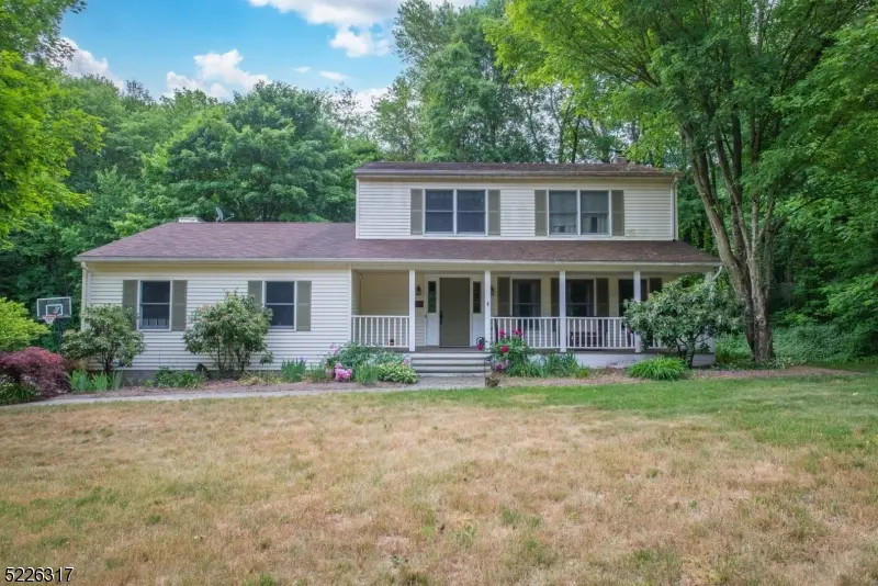 2 Tracey Ln, Frankford Twp., NJ 07822