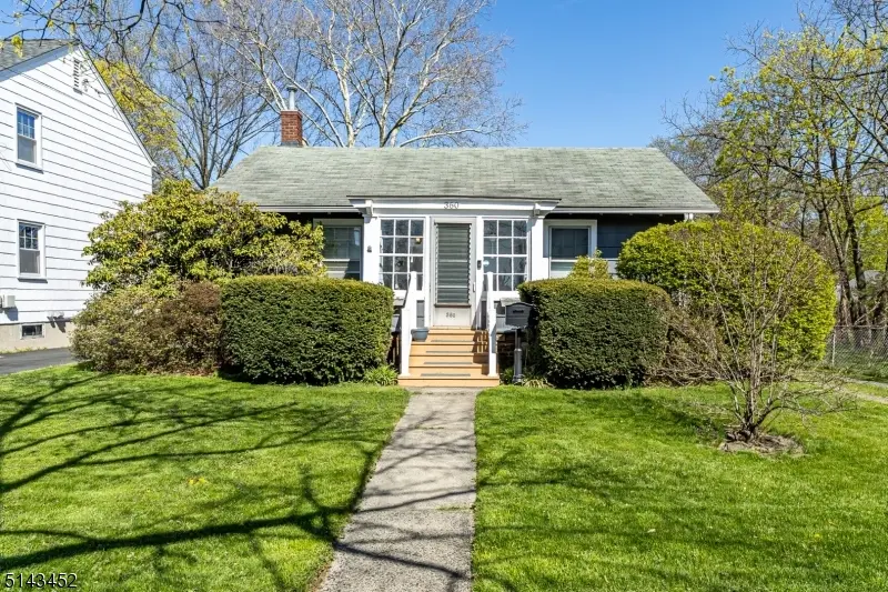 360 Vosseller Ave, Bound Brook Boro, NJ 08805