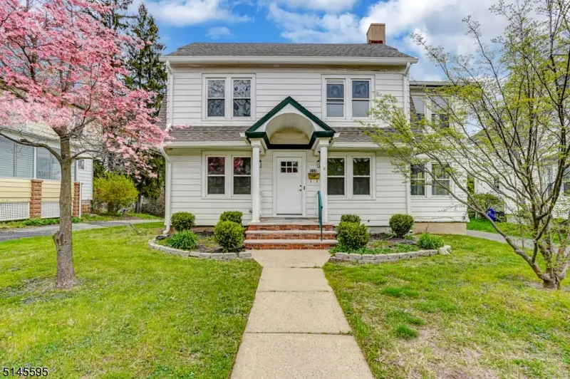 119 W Franklin St, Bound Brook Boro, NJ 08805