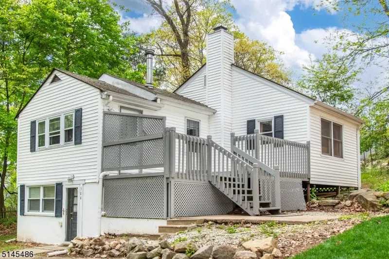 504 Brooklyn Mountain Rd, Hopatcong Boro, NJ 07843
