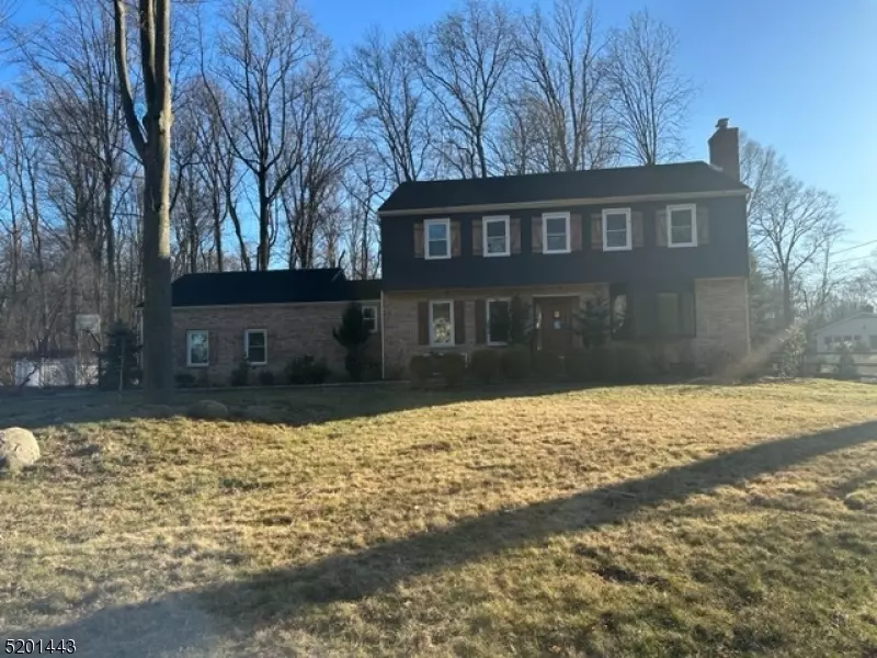 Old Tappan Boro, NJ 07675,51 Dearborn Dr