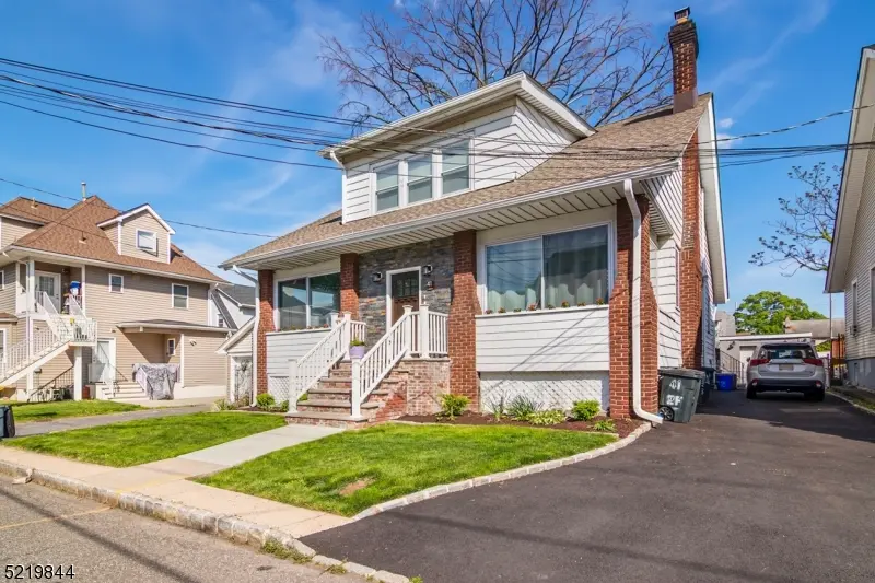 41 Florence Ave, Bloomfield Twp., NJ 07003