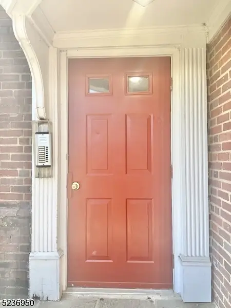 Plainfield City, NJ 07062,935 E Front St #G