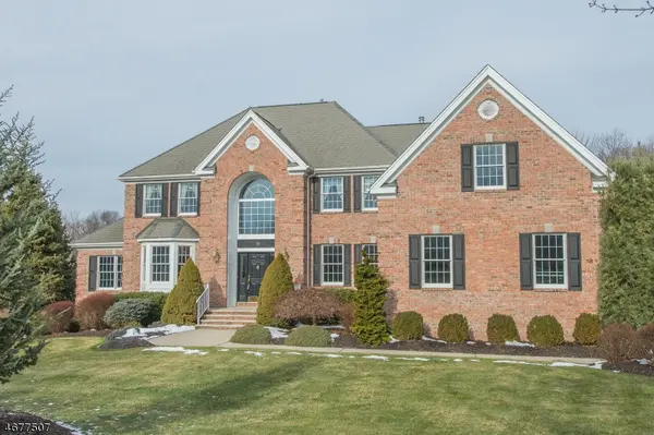 18 Saint Andrews Ct, Mount Olive Twp., NJ 07836
