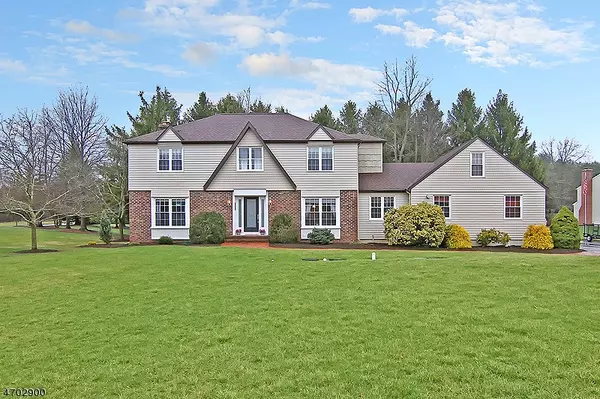 5 Powderhorn Rd, Readington Twp., NJ 08822