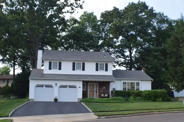 42 S Heathcote Ave, Edison Twp., NJ 08817