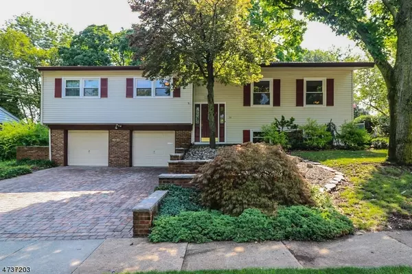 16 Hallo St, Edison Twp., NJ 08837