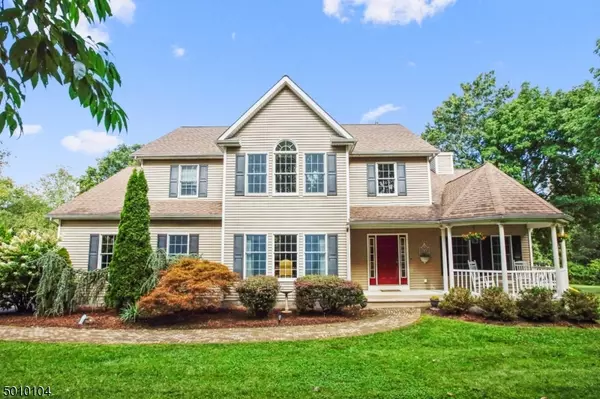 32 RUNNING HILLS DR, Fredon Twp., NJ 07860