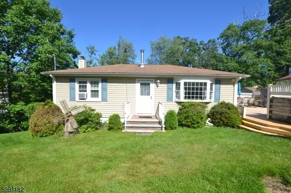 144 Pennsylvania Ave, Jefferson Twp., NJ 07849