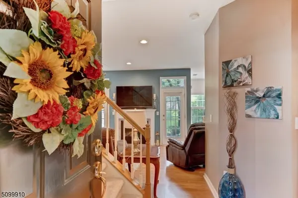 44 Four Oaks Rd, Bedminster Twp., NJ 07921