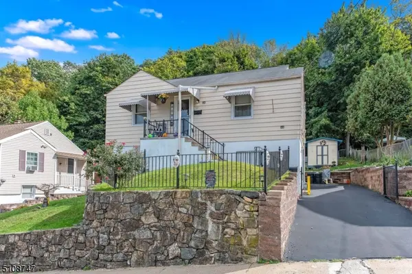 20 South St, Dover Town, NJ 07801