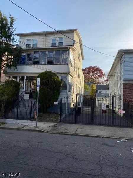 118 Isabella Ave, Newark City, NJ 07106