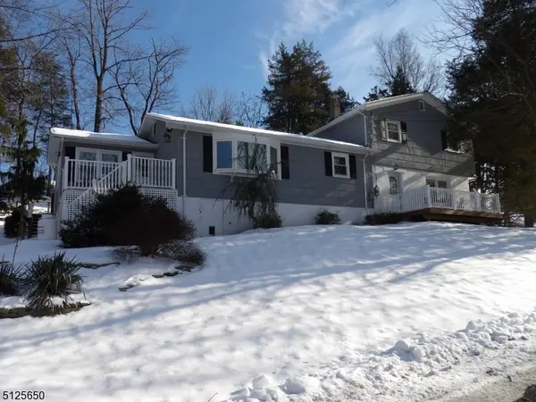 12 Nasturtium Ave, Vernon Twp., NJ 07418