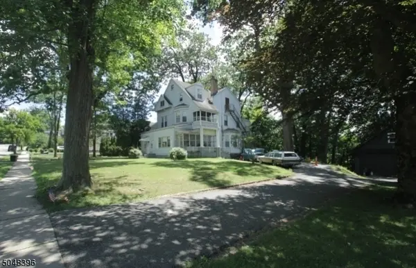 48 Crane St, Caldwell Boro Twp., NJ 07006