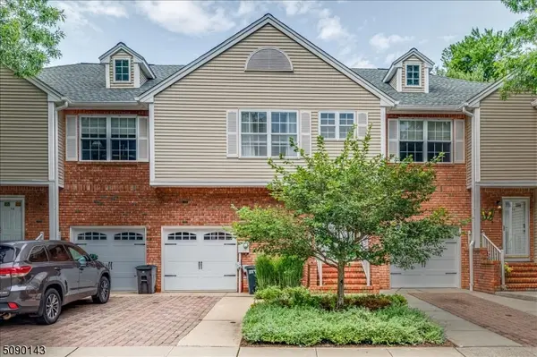 15 Berkeley Sq, Berkeley Heights Twp., NJ 07922