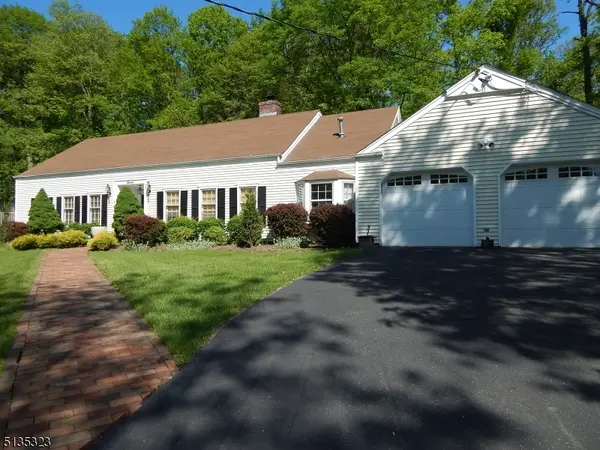 7 Buckley Hill Rd, Morris Twp., NJ 07960