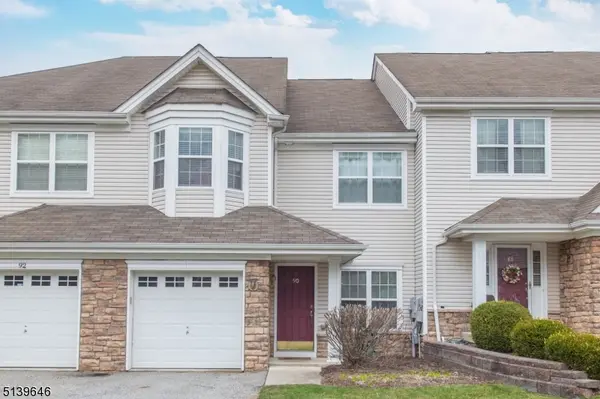 90 Indian Field Dr, Hardyston Twp., NJ 07419