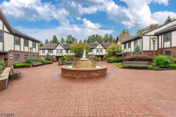 882 Pompton Ave, Cedar Grove Twp., NJ 07009